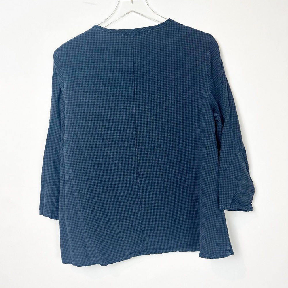 CUT LOOSE Mini Check 3/4 Sleeve Top in Night Chcek Medium - Picture 6 of 7